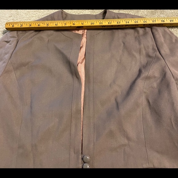 Glorious gals jacket without size but measurements included - Picture 7 of 10